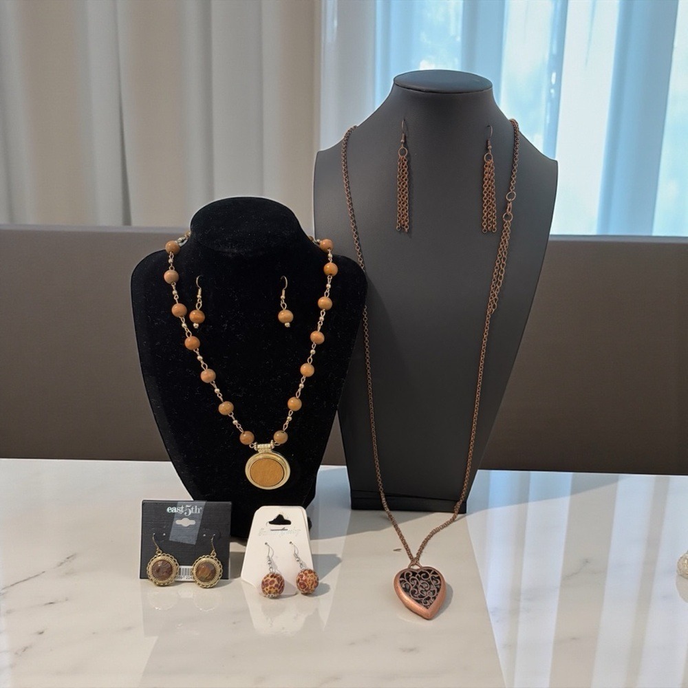 Elegant Jewelry Set with Necklace and Earrings - Fashion Jewelry